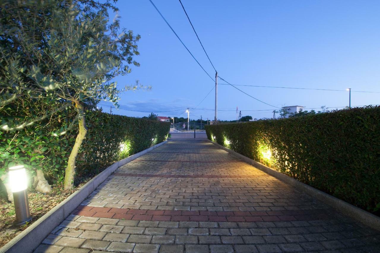 Holiday Home Antonio Dracevac Ninski Luaran gambar